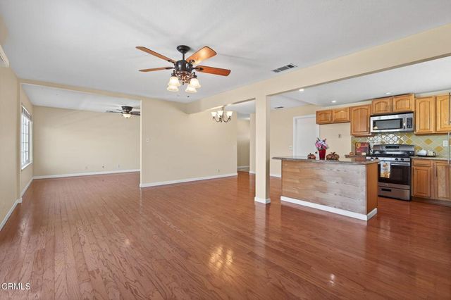 3601 Schooner Walk, Oxnard, CA 93035