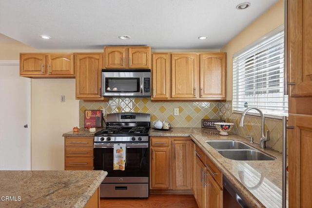 3601 Schooner Walk, Oxnard, CA 93035