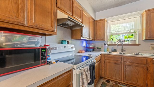 2602 Walker Street, Bentonville, AR 72712