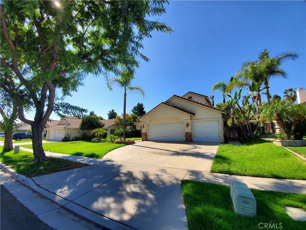 1244 Salem Drive, Corona, CA 92881
