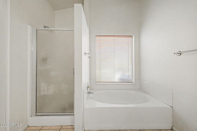 6657 N 77TH Drive, Glendale, AZ 85303
