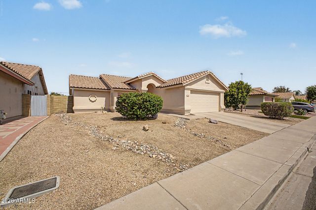 6657 N 77TH Drive, Glendale, AZ 85303
