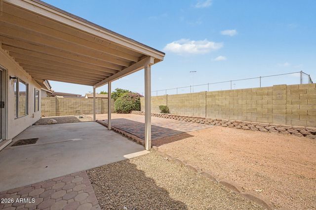6657 N 77TH Drive, Glendale, AZ 85303