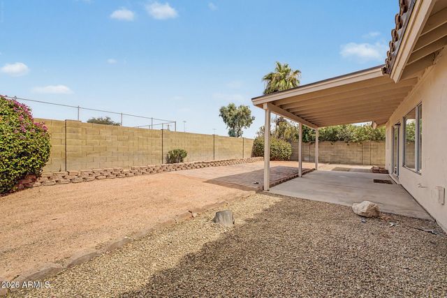 6657 N 77TH Drive, Glendale, AZ 85303