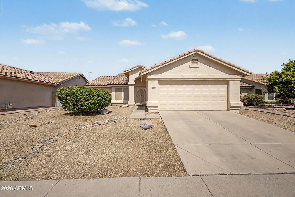 6657 N 77TH Drive, Glendale, AZ 85303