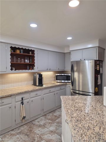 691 Old State Route 66, Hempfield Twp, PA 15601