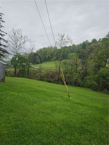 691 Old State Route 66, Hempfield Twp, PA 15601