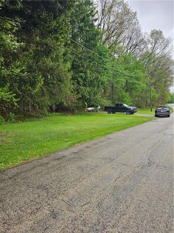 691 Old State Route 66, Hempfield Twp, PA 15601