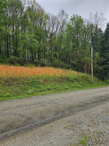 691 Old State Route 66, Hempfield Twp, PA 15601