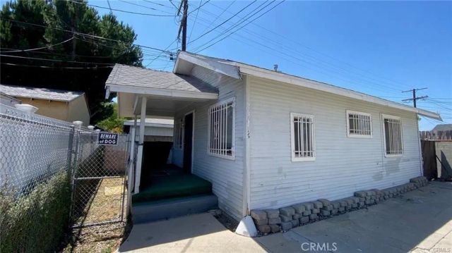 5151 3rd, Los Angeles, CA 90043