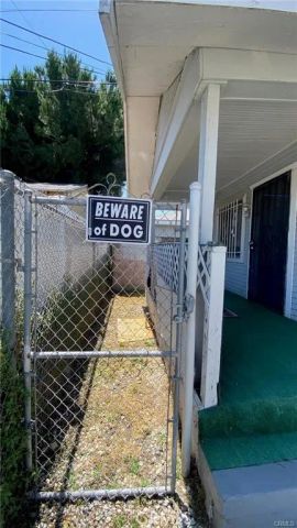 5151 3rd, Los Angeles, CA 90043