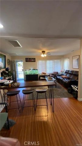 5151 3rd, Los Angeles, CA 90043