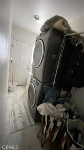 5151 3rd, Los Angeles, CA 90043