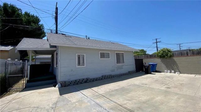 5151 3rd, Los Angeles, CA 90043
