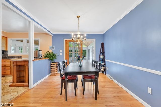 11 Fairview Ave, Newton Town, NJ 07860