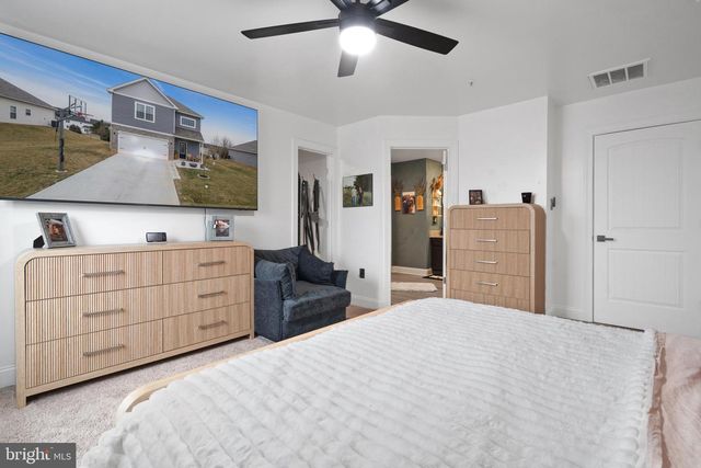 18716 BALLANTYNE WAY, Hagerstown, MD 21740