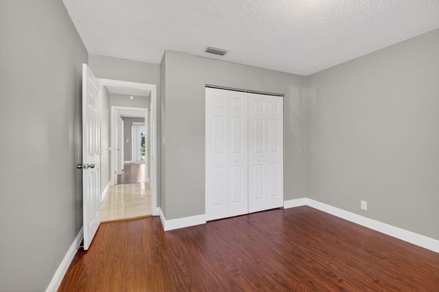 18093 104th Terrace S, Boca Raton, FL 33498