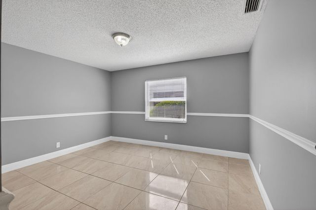 18093 104th Terrace S, Boca Raton, FL 33498