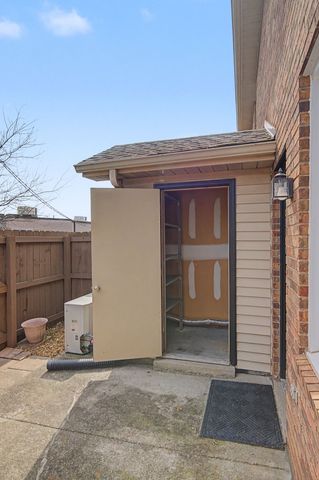 110 McMurray Cir, Nashville, TN 37211