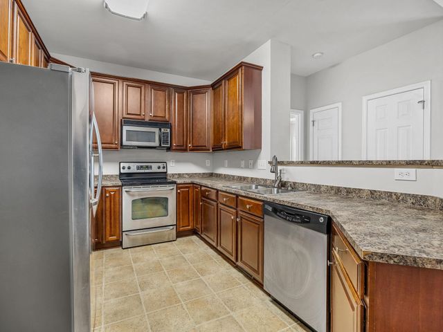 380 Saddlers Run, Chesnee, SC 29323