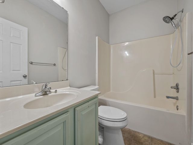 380 Saddlers Run, Chesnee, SC 29323