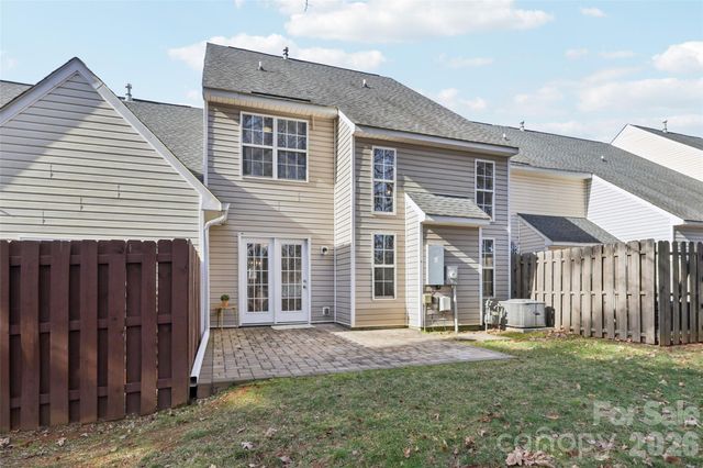 10213 University Park Lane, Charlotte, NC 28213