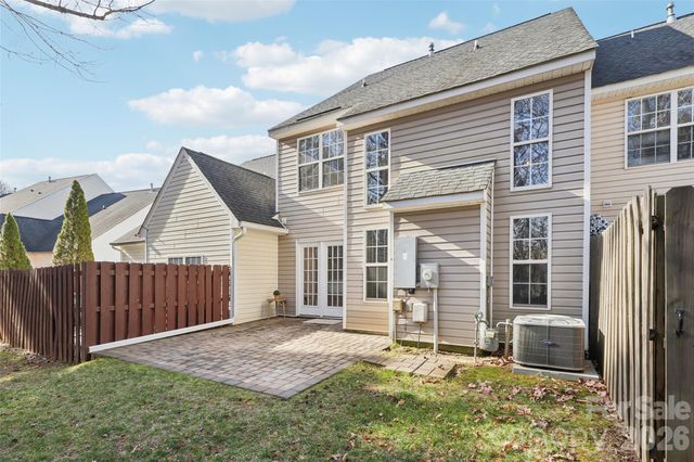 10213 University Park Lane, Charlotte, NC 28213