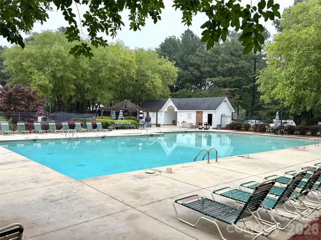 10213 University Park Lane, Charlotte, NC 28213