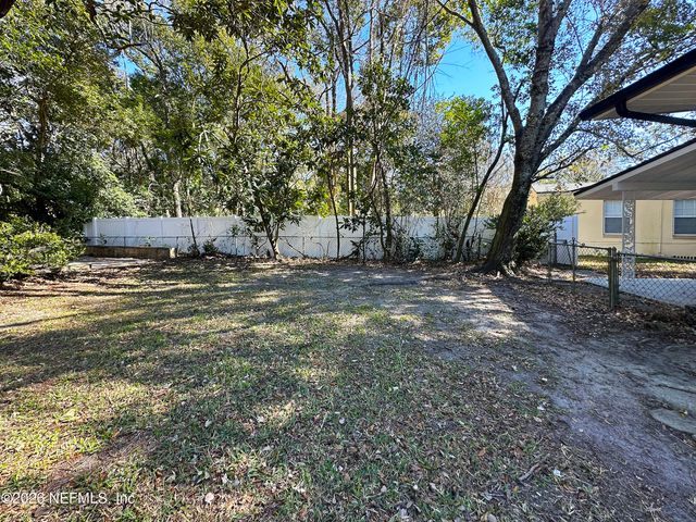 1239 GLEN LAURA Road, Jacksonville, FL 32205
