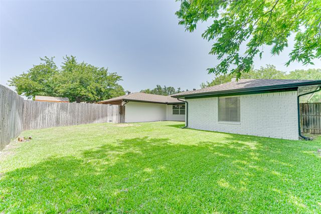 1822 Westshore Drive, Garland, TX 75043