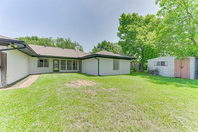 1822 Westshore Drive, Garland, TX 75043