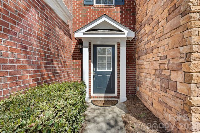 10437 Blairbeth Street, Charlotte, NC 28277