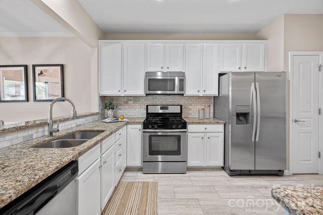 10437 Blairbeth Street, Charlotte, NC 28277