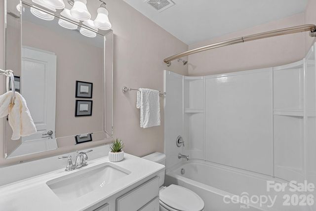 10437 Blairbeth Street, Charlotte, NC 28277