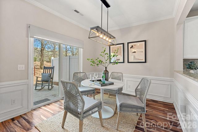 10437 Blairbeth Street, Charlotte, NC 28277