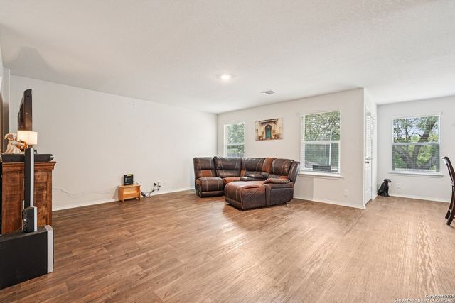 14614 Fronted Goose, San Antonio, TX 78253