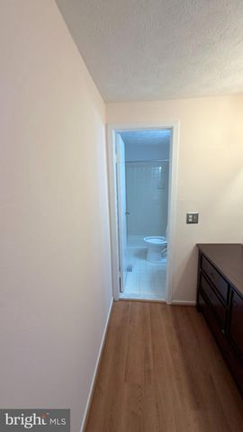 6288 BLUE DART PL, Columbia, MD 21045