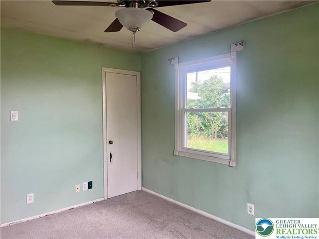1293 Ellsworth Drive, Whitehall Twp, PA 18052