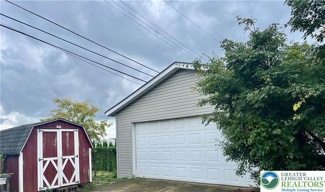 1293 Ellsworth Drive, Whitehall Twp, PA 18052