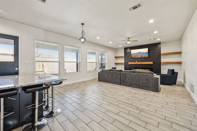 135 Birch Lane, Roanoke, TX 76262