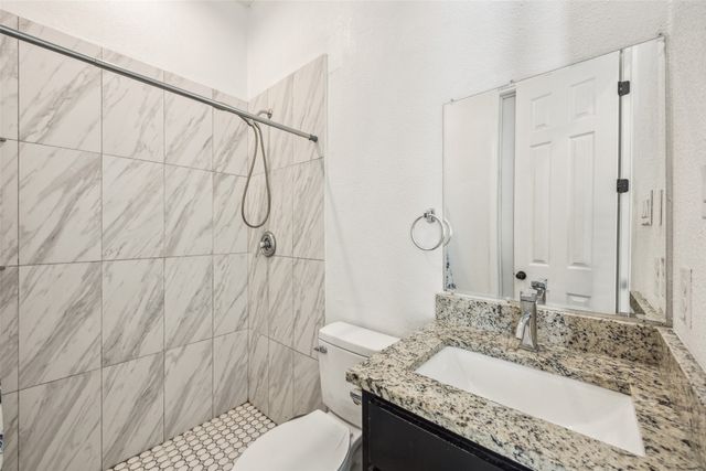 135 Birch Lane, Roanoke, TX 76262