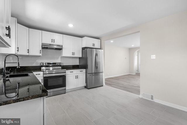 1714 ELLIOTT AVE, Bethlehem, PA 18018