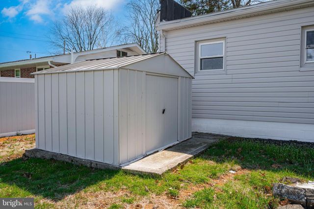 1714 ELLIOTT AVE, Bethlehem, PA 18018