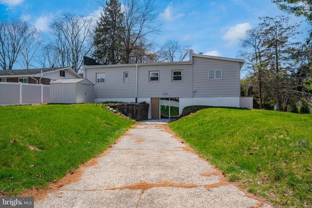 1714 ELLIOTT AVE, Bethlehem, PA 18018