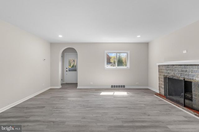 1714 ELLIOTT AVE, Bethlehem, PA 18018