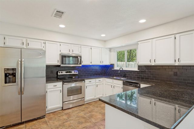8803 Texas Sun DR, Austin, TX 78748