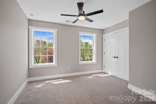 343 Olivette Road, Asheville, NC 28804