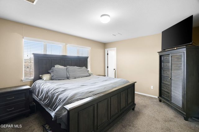 1112 Cielo Bonito Drive, Socorro, TX 79927