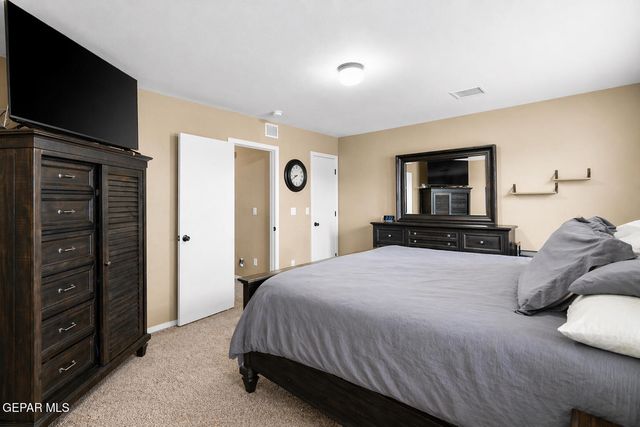 1112 Cielo Bonito Drive, Socorro, TX 79927