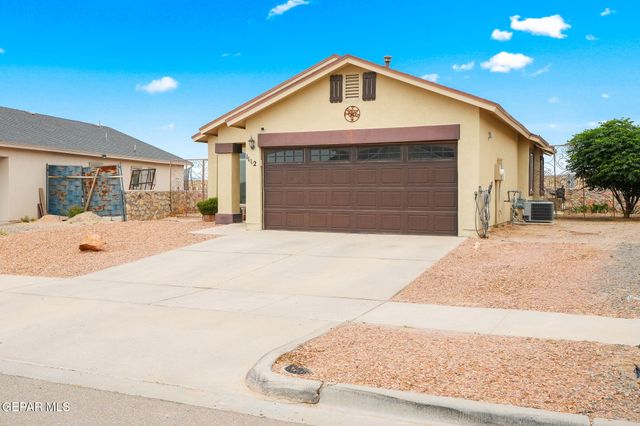 1112 Cielo Bonito Drive, Socorro, TX 79927